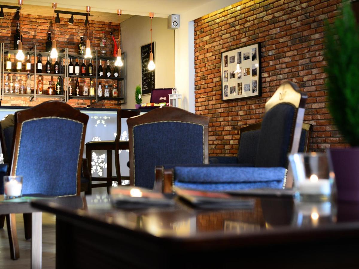 Zlote Gory - Czarna Gora Bed and Breakfast Siena Buitenkant foto