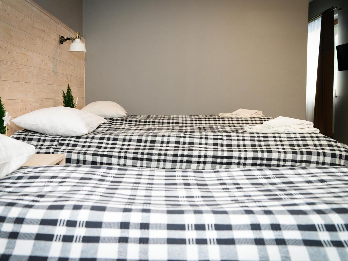 Zlote Gory - Czarna Gora Bed and Breakfast Siena Buitenkant foto